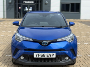 2018 Toyota C-Hr 1.8 Vvt-H Design CVT Euro 6 (s/s) 5dr in Blue — image 6