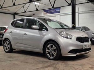 2015 Kia Venga 1.4 Ecodynamics Sr7 Euro 5 (s/s) 5dr in Silver — image 3