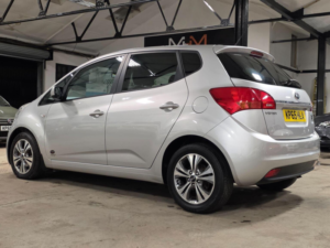 2015 Kia Venga 1.4 Ecodynamics Sr7 Euro 5 (s/s) 5dr in Silver — image 6
