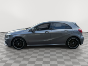 2018 Mercedes-Benz A Class 2.1 A200d Amg Line (executive) Hatchback 5dr Diesel 7g-Dct Euro 6 (s/s) (136 Ps) in Grey — image 5