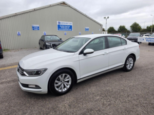 2019 Volkswagen Passat 1.5 Tsi Evo S DSG Euro 6 (s/s) 4dr in White — image 3