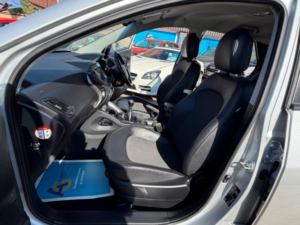 2015 Hyundai Ix35 1.7 Crdi Se Euro 5 5dr (nav) in Silver — image 4