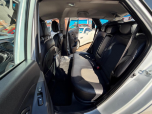 2015 Hyundai Ix35 1.7 Crdi Se Euro 5 5dr (nav) in Silver — image 5