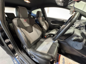 2017 Ford Fiesta 1.6t Ecoboost St-3 Euro 6 3dr in Black — image 3