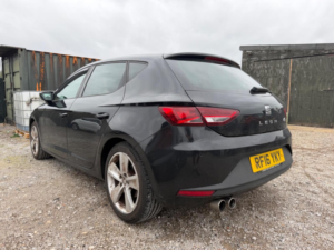 2016 SEAT Leon 1.8 Tsi Fr Euro 6 (s/s) 5dr in Black — image 2