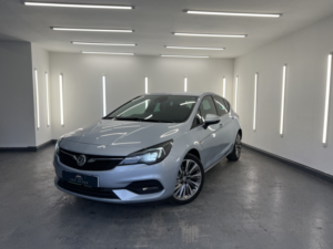 2019 Vauxhall Astra 1.5 Turbo D Sri Vx Line Nav in Silver — image 6