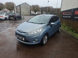 2010 Ford Fiesta 1.4 Tdci Titanium in Blue — image 3
