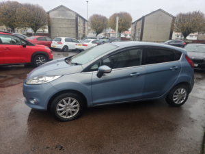 2010 Ford Fiesta 1.4 Tdci Titanium in Blue — image 4
