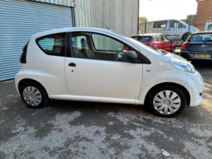 2012 Citroen C1 1.0i Vtr+ Euro 5 3dr in White — image 4