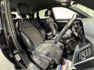 2020 Audi Q5 2.0 Tdi 40 S Line S Tronic Quattro Euro 6 (s/s) 5dr in Black — image 3