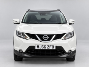 2016 Nissan Qashqai 1.5 Dci Tekna in White — image 3