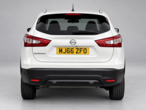 2016 Nissan Qashqai 1.5 Dci Tekna in White — image 4