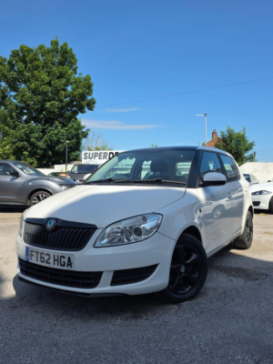 2012 Skoda Fabia 1.2 Tsi Se Euro 5 5dr in White — image 3