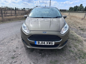 2014 Ford Fiesta 1.25 Zetec Euro 5 3dr in Brown — image 2