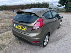 2014 Ford Fiesta 1.25 Zetec Euro 5 3dr in Brown — image 6