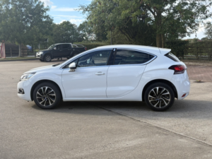 2017 Ds Automobiles Ds 4 1.6 Bluehdi Elegance in White — image 5