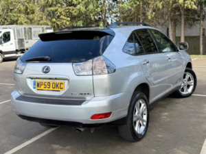 2010 Lexus Rx 3.3 400h Limited Edition Executive CVT 5dr in Silver — image 5