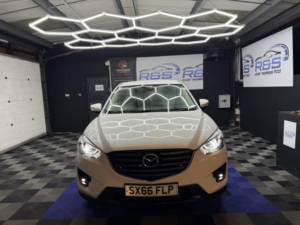 2016 Mazda Cx-5 2.2 Skyactiv-D Sport Nav in White — image 4