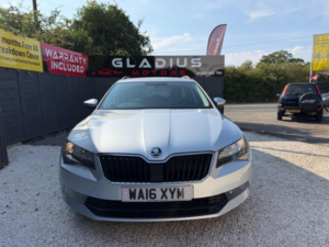 2016 Skoda Superb 1.6 Tdi S Euro 6 (s/s) 5dr in Silver — image 2