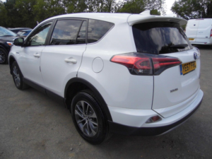 2017 Toyota Rav4 2.5 Vvt-H Icon Tech CVT Euro 6 (s/s) 5dr in White — image 5