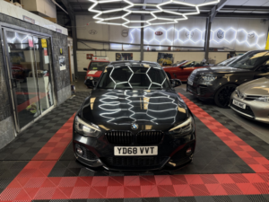 2018 BMW 1 Series 1.5 118i M Sport Shadow Edition 5-Door in Black — image 4