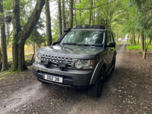 2013 Land Rover Discovery 4 3.0 Sd V6 Auto 4x4 5dr in Grey — image 4