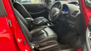 2017 Nissan Leaf 30kwh Tekna Electric Automatic Red 5dr Satnav+leather in Red — image 5