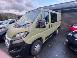 2018 Peugeot Boxer in Green — image 2