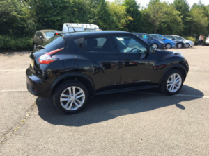2016 Nissan Juke 1.2 Dig-T N-Connecta Euro 6 (s/s) 5dr in Black — image 4
