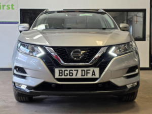 2017 Nissan Qashqai 1.2 Dig-T N-Connecta Euro 6 (s/s) 5dr in Silver — image 4
