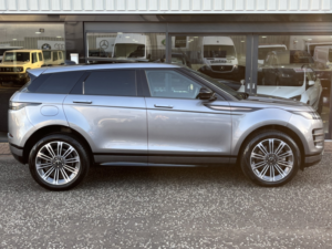 2024 Land Rover Range Rover Evoque 2.0 D200 Mhev Dynamic Se Automatic in Grey — image 6