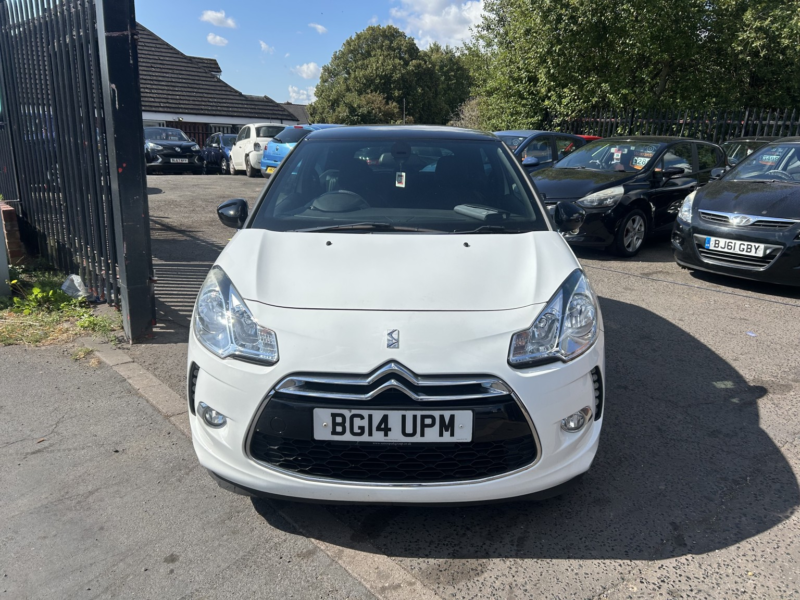2014 Citroen Ds3 1.6 Vti Dstyle Plus in White — image 1