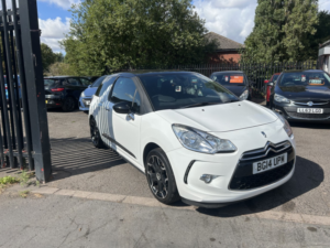 2014 Citroen Ds3 1.6 Vti Dstyle Plus in White — image 2