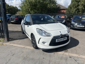2014 Citroen Ds3 1.6 Vti Dstyle Plus in White — image 3