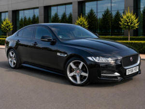 2018 Jaguar Xe 2.0d R-Sport Auto Euro 6 (s/s) 4dr in Black — image 3