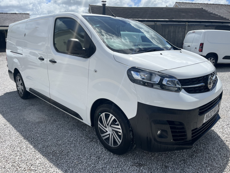 2022 Vauxhall Vivaro 1.5 Turbo D 2900 Dynamic in White — image 1