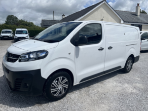 2022 Vauxhall Vivaro 1.5 Turbo D 2900 Dynamic in White — image 5