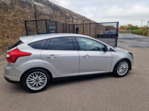 2014 Ford Focus 1.0 T Ecoboost Zetec Navigator in Silver — image 3
