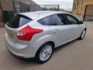 2014 Ford Focus 1.0 T Ecoboost Zetec Navigator in Silver — image 4