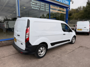2022 Ford Transit Connect 1.5 250 Ecoblue Leader Panel Van 5dr Diesel Manual L2 Euro 6 100 Ps in White — image 6