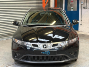 2010 Honda Civic 2.2 I-Ctdi Se 5dr in Black — image 3