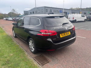 2015 Peugeot 308 Sw 1.6 Bluehdi Active Estate 5dr Diesel Manual Euro 6 (s/s) (120 Ps) in Black — image 4