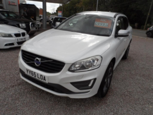 2015 Volvo Xc60 2.0 R-Design D4 in White — image 3