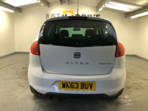 2013 SEAT Altea 1.6 Tdi Cr Ecomotive Se Copa 5d 105 Bhp in White — image 5