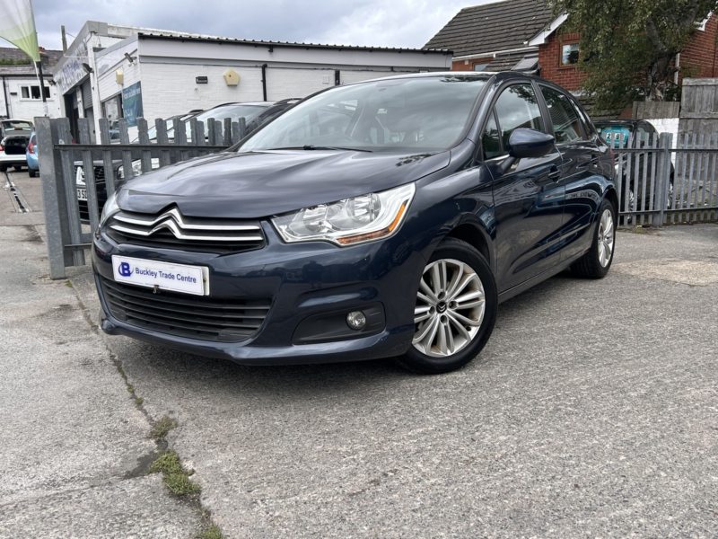 2014 Citroen C4 1.6 Hdi 16v Vtr+ in Blue — image 1