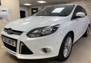 2012 Ford Focus 1.6 Zetec Hatchback 5dr Petrol Manual Euro 5 (105 Ps) in White — image 2