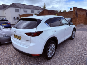 2018 Mazda Cx-5 2.0 Skyactiv-G Sport Nav+ in White — image 6