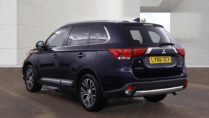 2016 Mitsubishi Outlander 2.2 Di-D 4 in Blue — image 3