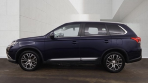 2016 Mitsubishi Outlander 2.2 Di-D 4 in Blue — image 6