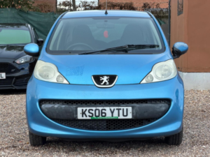 2006 Peugeot 107 1.0 12v Urban 2 Tronic Euro 4 5dr in Blue — image 2
